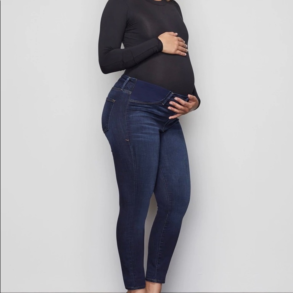 Good American maternity pants jeans
